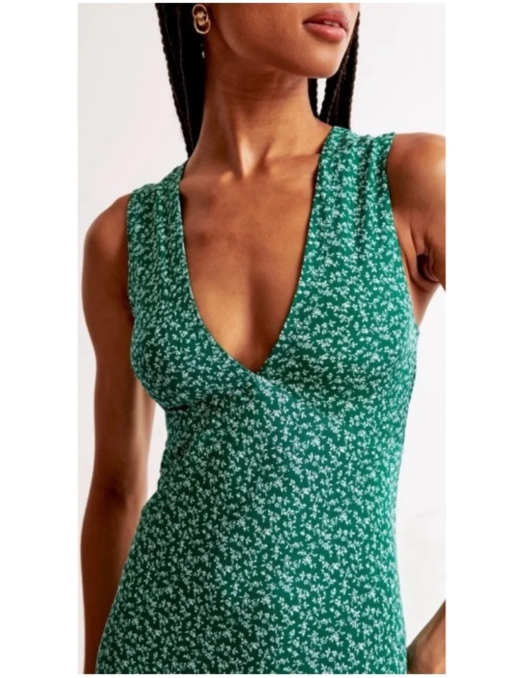 Abercrombie & Fitch Tall Ditsy Floral Pleated Woven V-Neck Column Maxi Dress Med